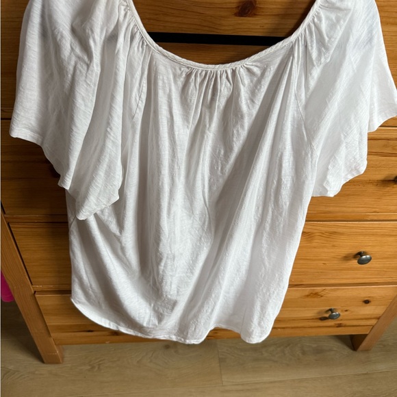 White Embroidered Women's Top - Picture 5 of 5